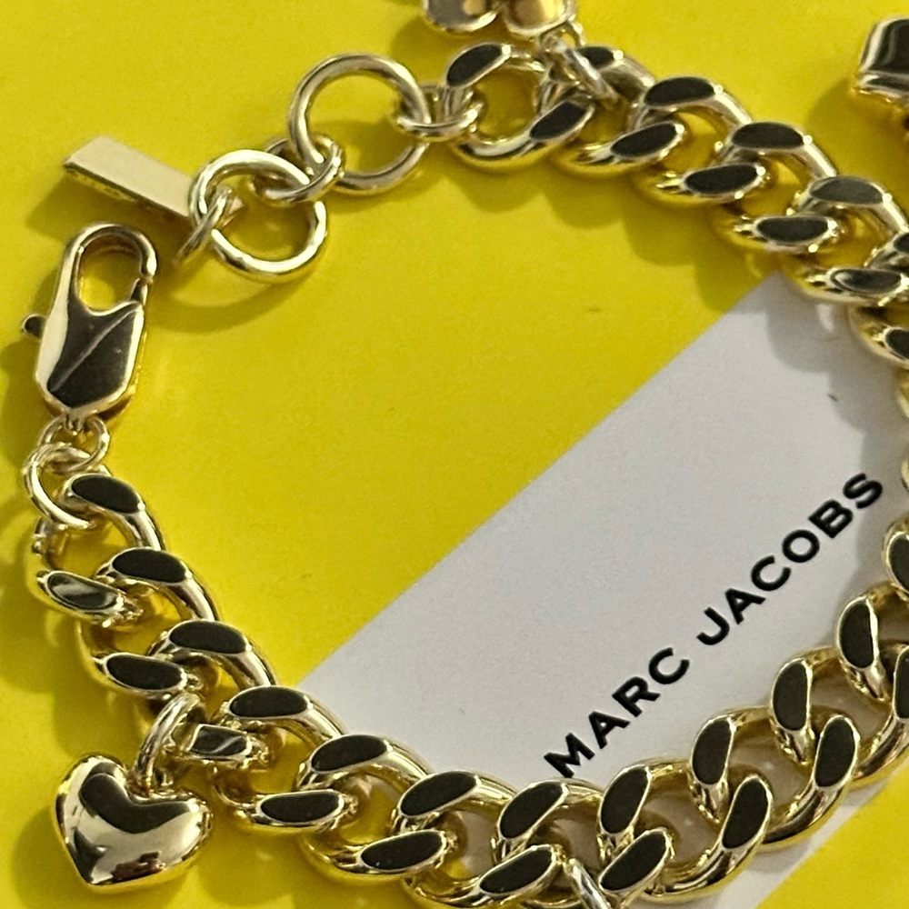 Marc Jacob’s Gold Charm Bracelet - Picture 4 of 5